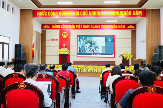 Thiên Cầm tham dự hội nghị tập huấn ứng dụng trí tuệ nhân tạo trong thực thi công vụ.