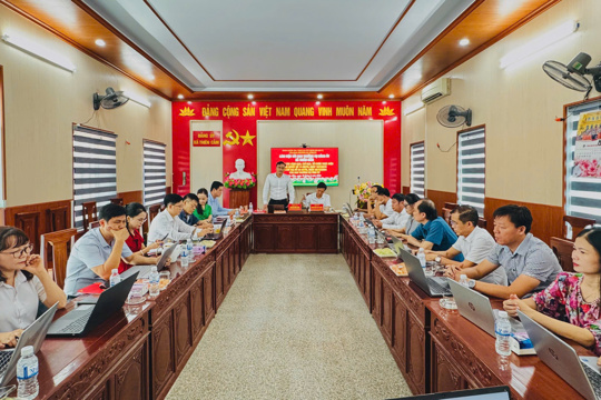 Đoàn kiểm tra của Ban thường vụ Tỉnh ủy làm việc với Đảng ủy xã Thiên Cầm