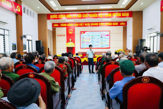 Thiên Cầm tập huấn, phổ biến chế độ, chính sách ưu đãi người có công. 